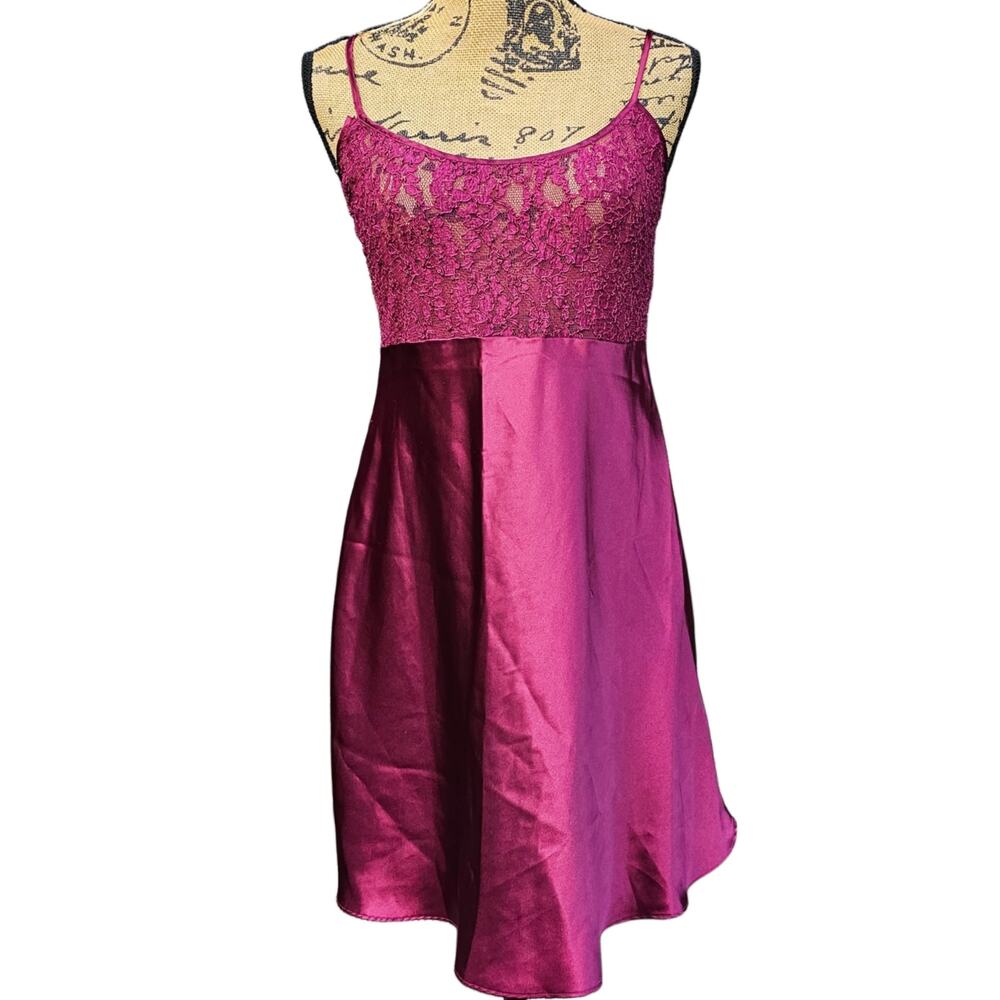 Victoria Secret Gold Label Slip Dress M Burgundy Lace Trim Satin Chemise Vtg